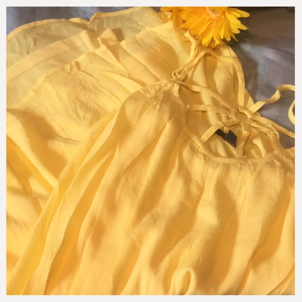 ❌DONATED❌Yellow Strap DesignLined Detailed Dress - Picture 4 of 9